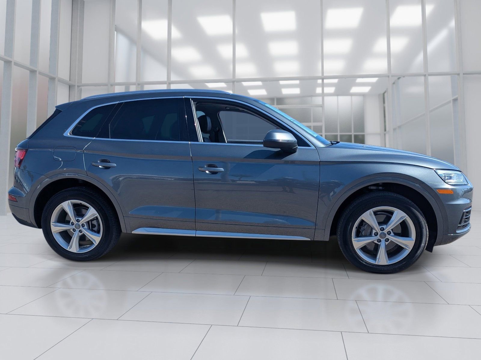 Used 2020 Audi Q5 2.0T Premium w/ Convenience Package AWD/4WD image 6