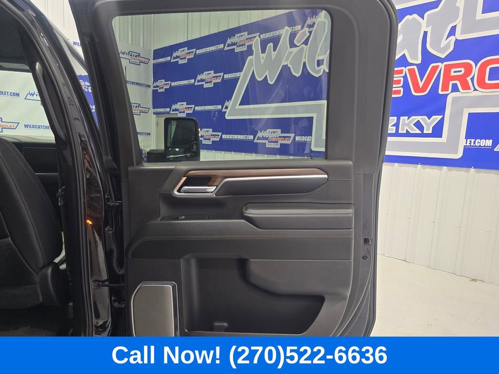 Used 2025 Chevrolet Silverado 3500 High Country w/ High Country Premium Package image 24