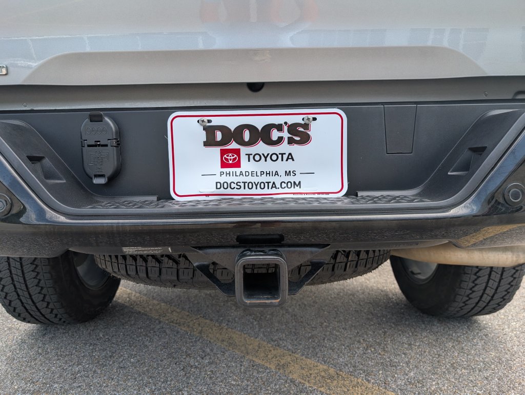 Used 2025 Chevrolet Colorado Trail Boss AWD/4WD image 31