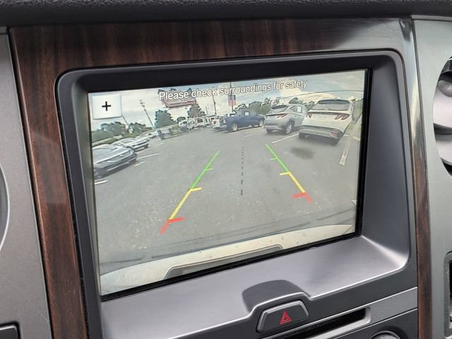 Used 2017 Ford Expedition Platinum RWD image 25