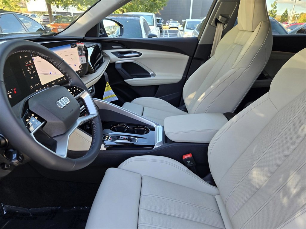 New 2025 Audi Q5 Premium Plus image 27