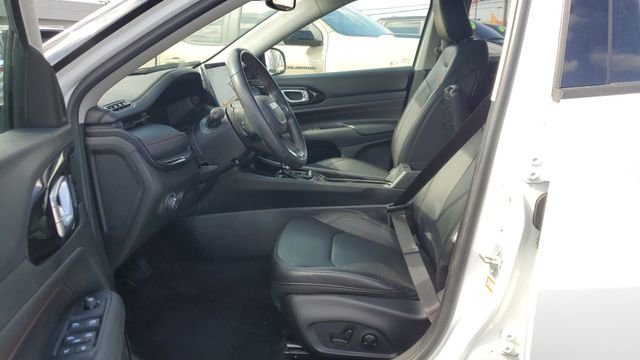 Used 2022 Jeep Compass Trailhawk w/ Trailhawk Elite Group image 5