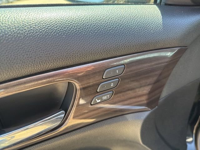 Used 2016 Honda Accord EX-L image 11