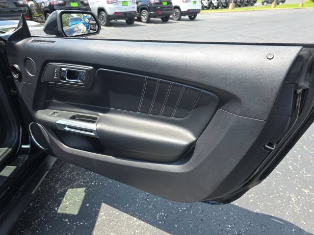 Used 2016 Ford Mustang Premium RWD image 23