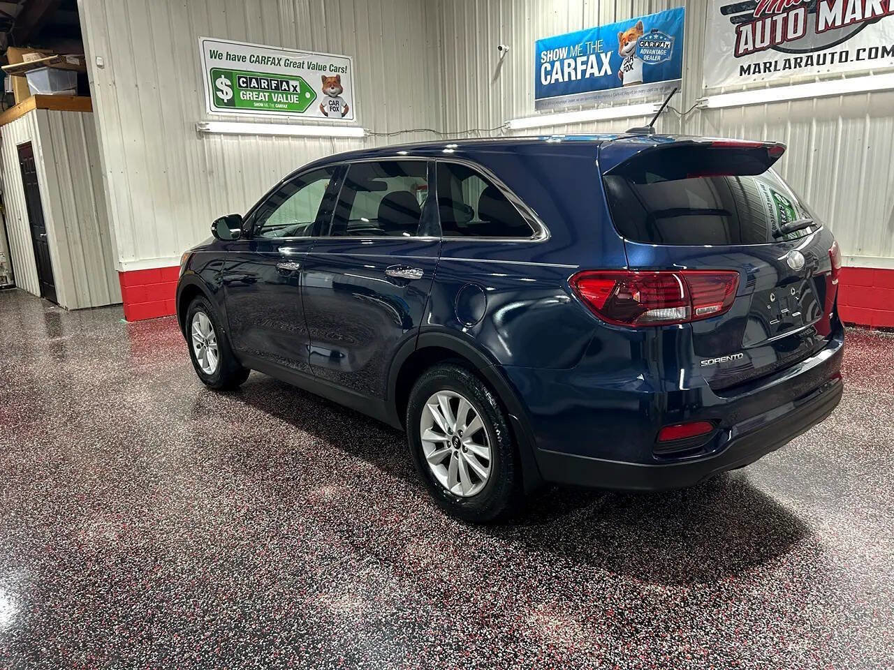 Used 2019 Kia Sorento FWD image 11