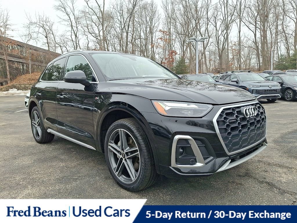 Used 2023 Audi Q5 e Premium Plus w/ Premium Plus Package image 1