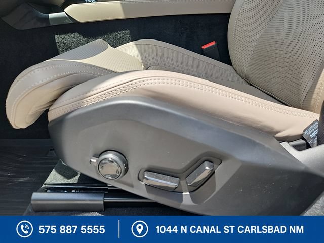 Used 2026 Volvo XC90 B6 Ultra w/ Lounge Package AWD/4WD image 14