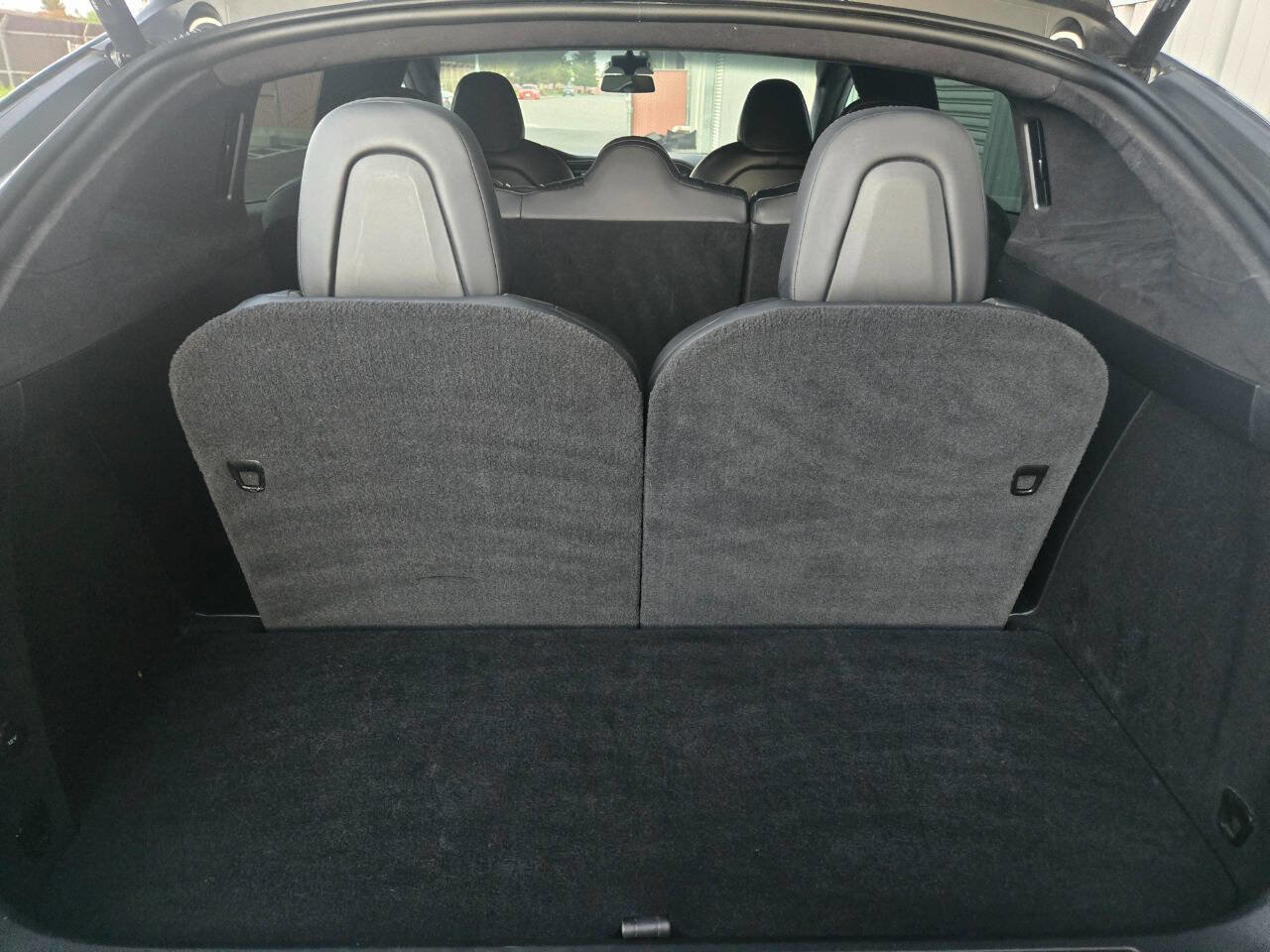 Used 2020 Tesla Model X Long Range image 21