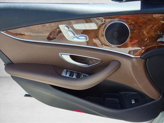 Used 2019 Mercedes-Benz E 300 image 11