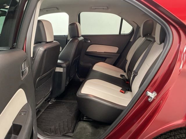 Used 2017 Chevrolet Equinox Premier w/ Enhanced Convenience Package AWD/4WD image 16