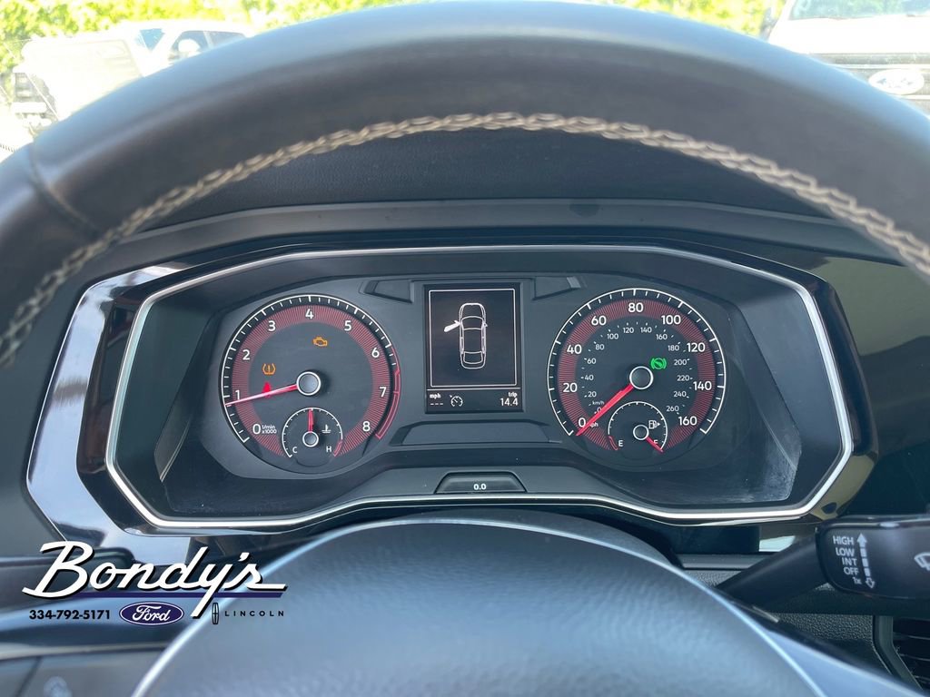 Used 2021 Volkswagen Jetta SE image 4