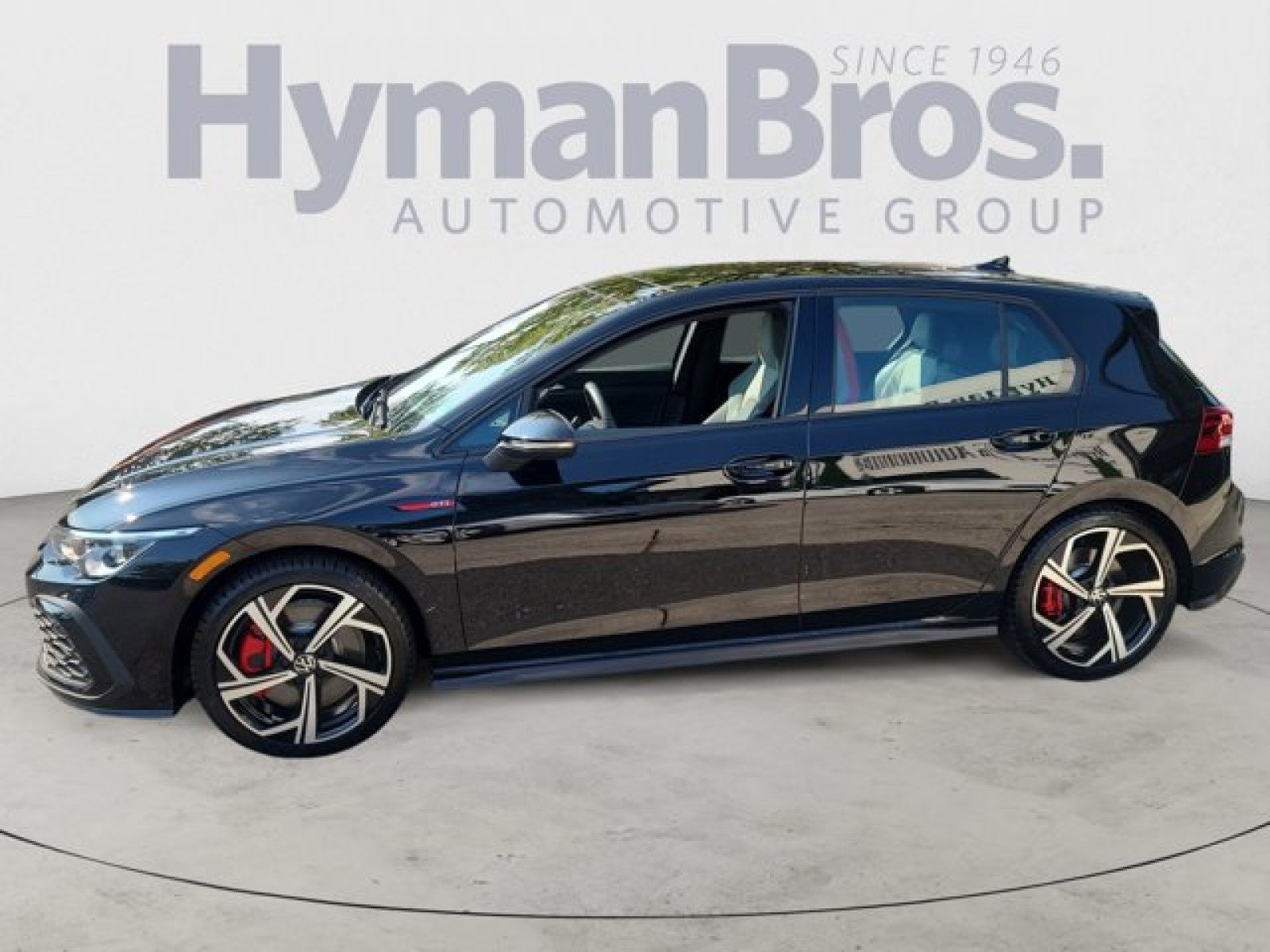 Used 2024 Volkswagen GTI SE FWD image 6