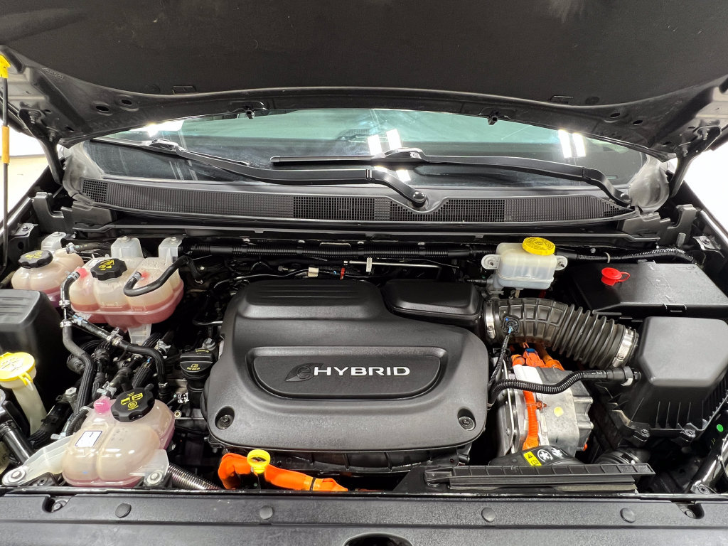 Used 2021 Chrysler Pacifica Limited FWD image 31