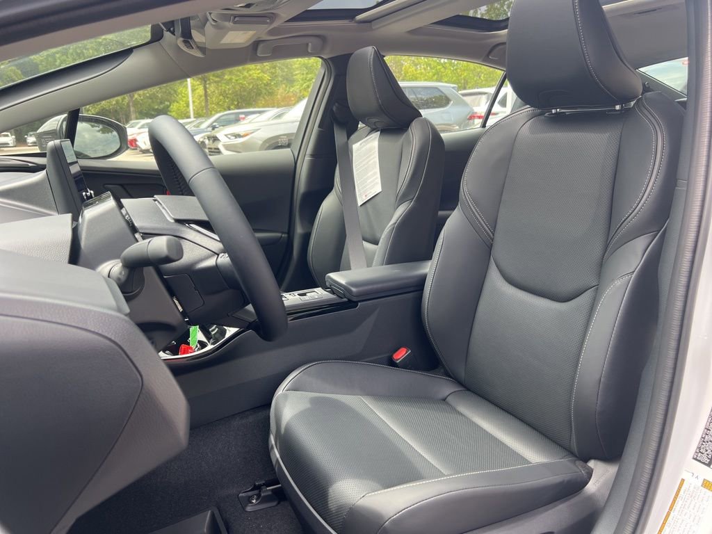 New 2026 Toyota Prius Plug-In Hybrid image 8