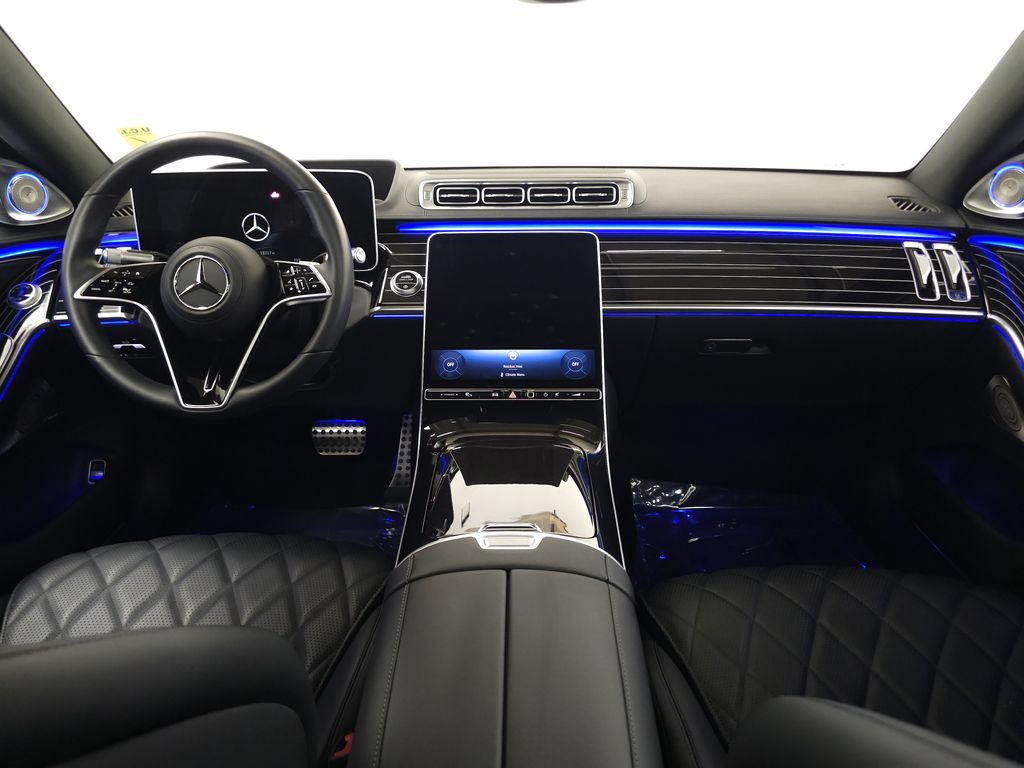 Used 2024 Mercedes-Benz S 580 4MATIC Sedan w/ AMG Line image 28