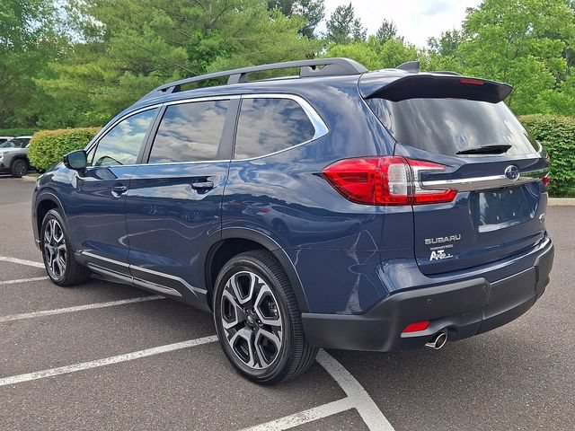 Used 2025 Subaru Ascent Limited w/ Popular Package #2 AWD/4WD image 4