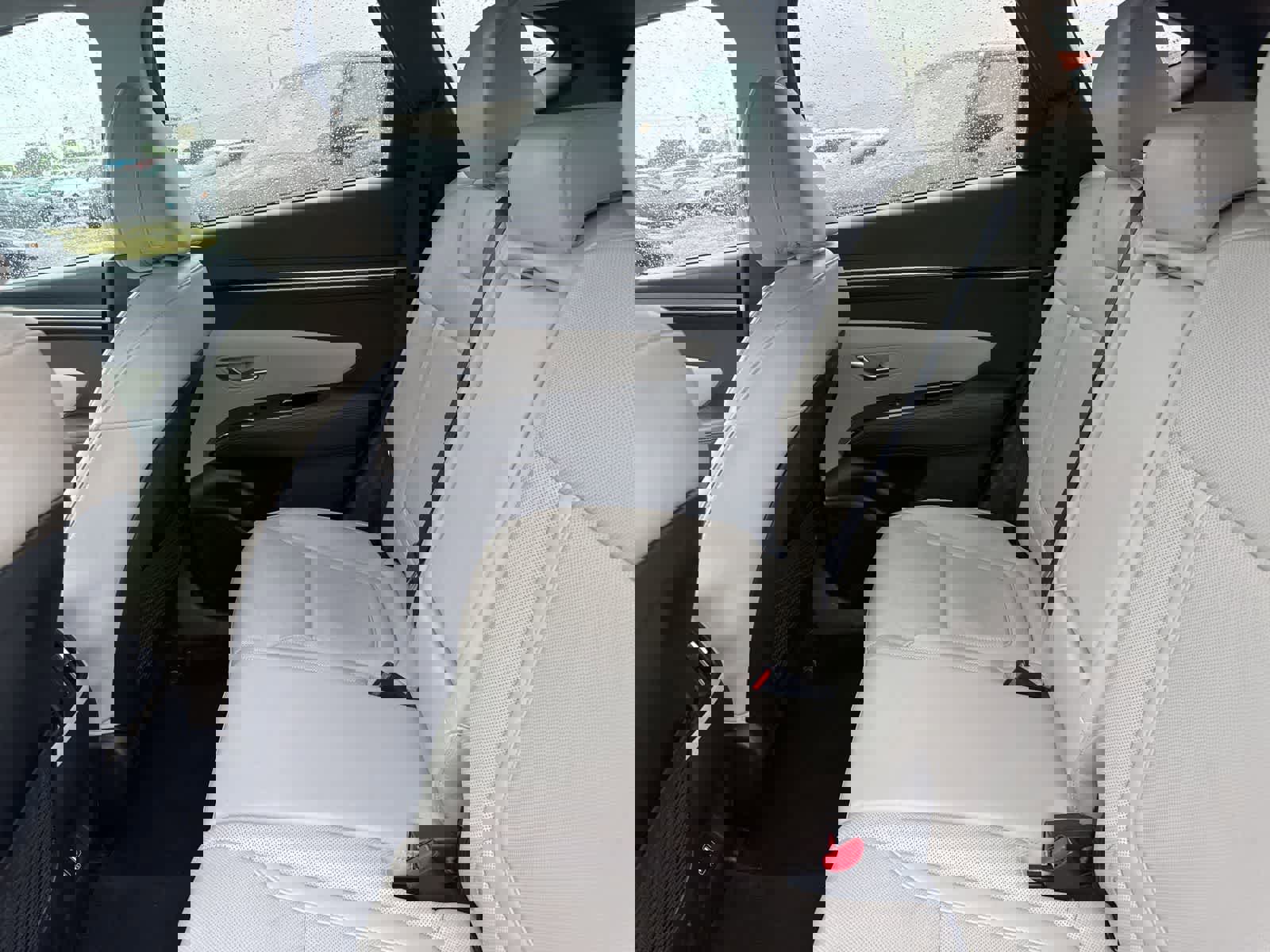 Used 2024 Hyundai Tucson Limited image 16