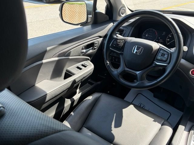 Certified 2025 Honda Ridgeline RTL image 33