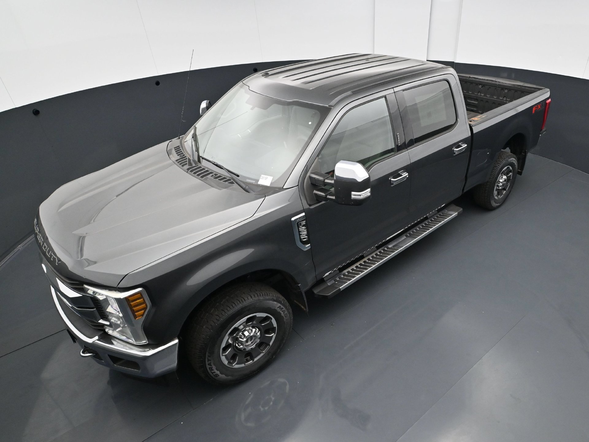Used 2019 Ford F250 XLT w/ XLT Premium Package AWD/4WD image 39