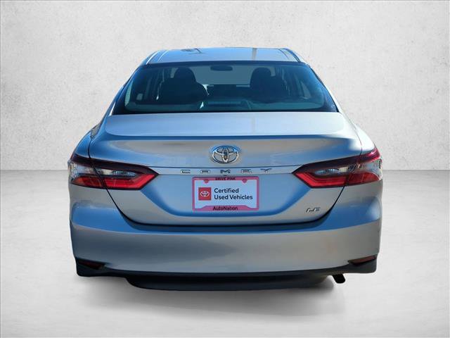 Used 2022 Toyota Camry LE image 7