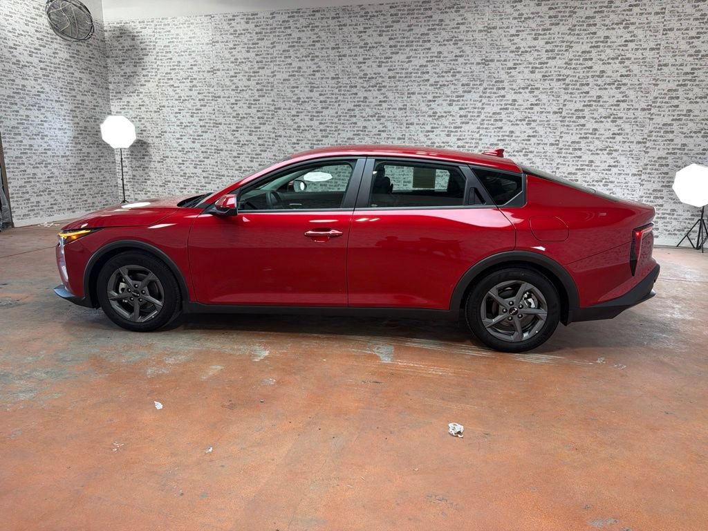 Used 2025 Kia K4 FWD image 4