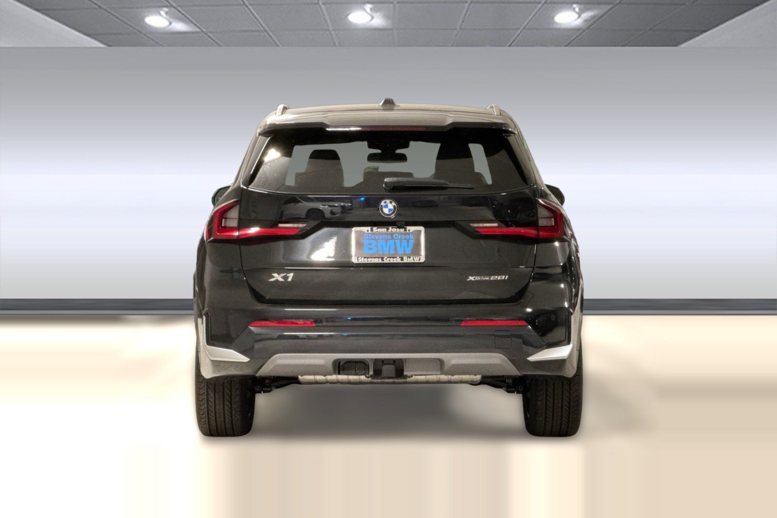 New 2026 BMW X1 xDrive28i w/ Technology Package AWD/4WD image 10