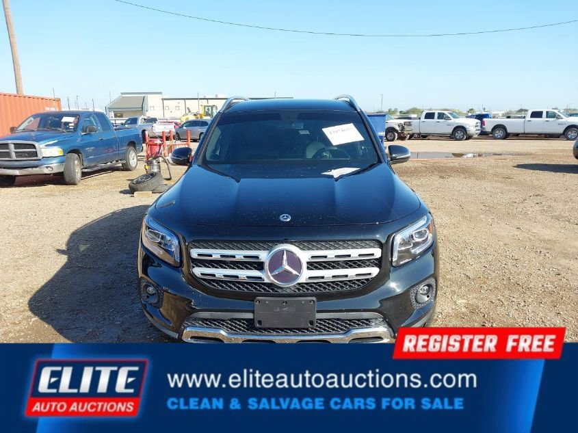 Used 2021 Mercedes-Benz GLB 250 image 24
