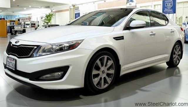 Used 2013 Kia Optima SX w/ Premium Touring Pkg image 2