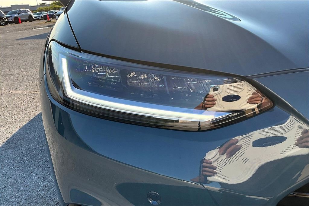 Certified 2024 Honda HR-V EX-L image 30