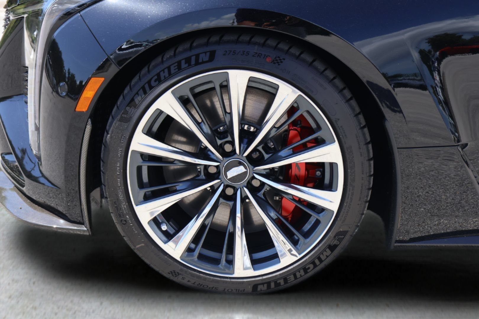 New 2026 Cadillac CT5 V Blackwing w/ Carbon Fiber 2 Package RWD image 9