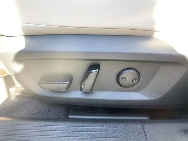 New 2026 Nissan Rogue SV w/ SV Premium Package image 19