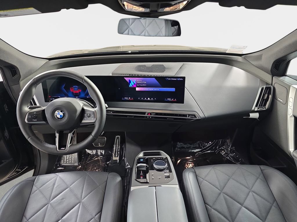 Used 2026 BMW iX xDrive45 w/ M Sport Package AWD/4WD image 14