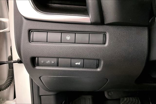 Used 2021 Nissan Rogue SL image 37