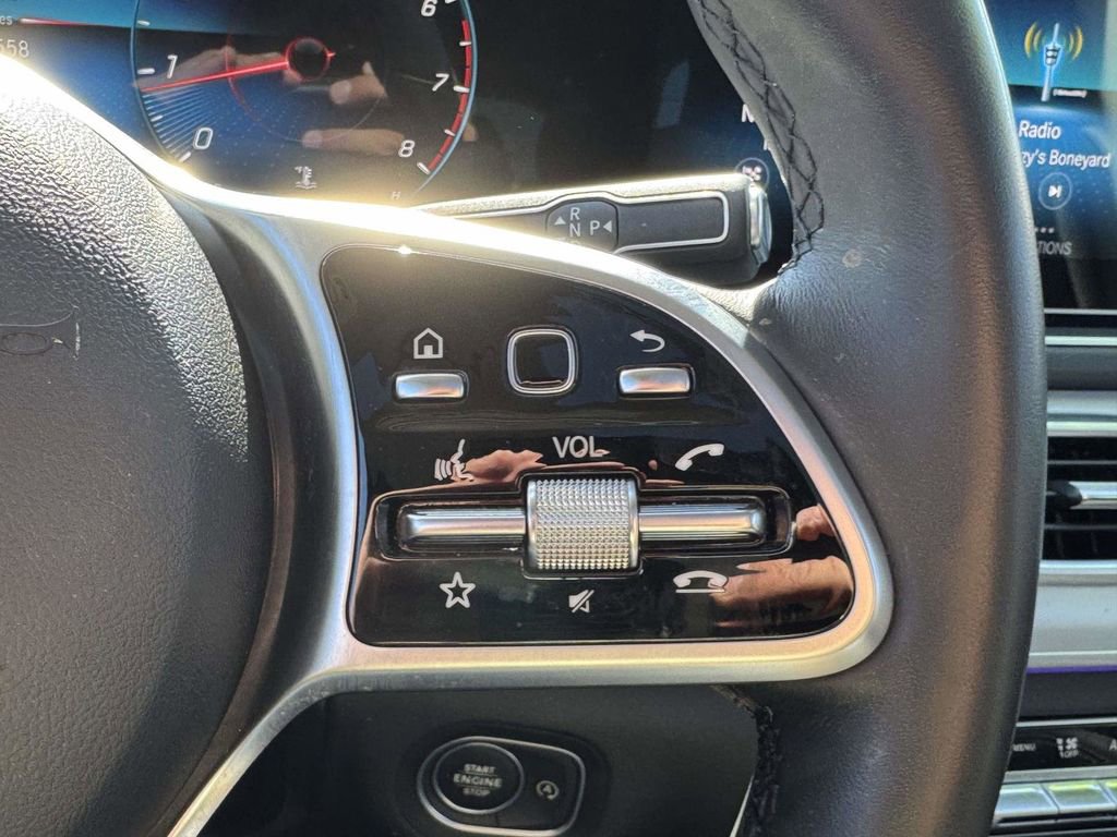 Used 2022 Mercedes-Benz GLE 350 4MATIC image 23