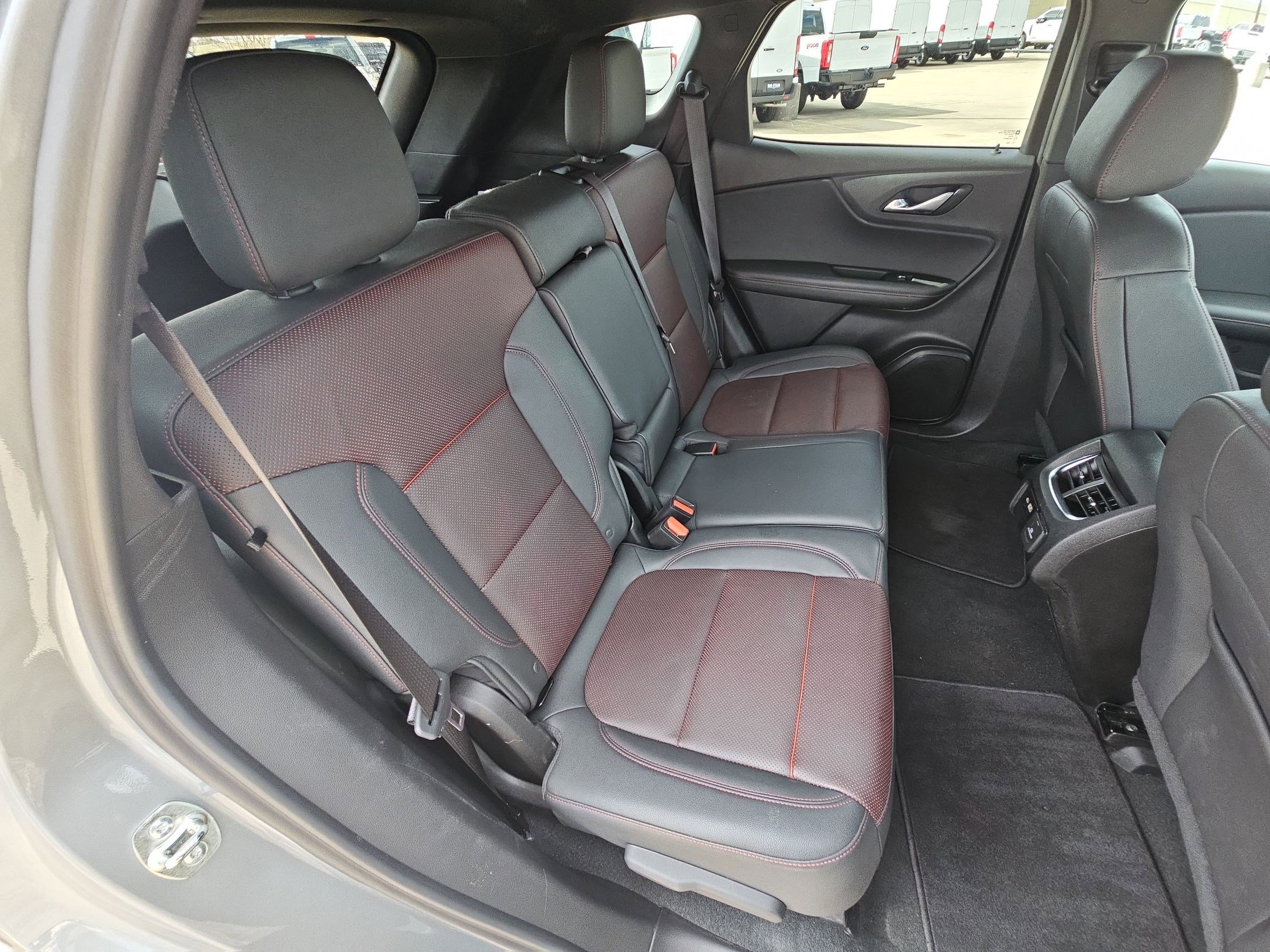 Used 2025 Chevrolet Blazer RS image 31