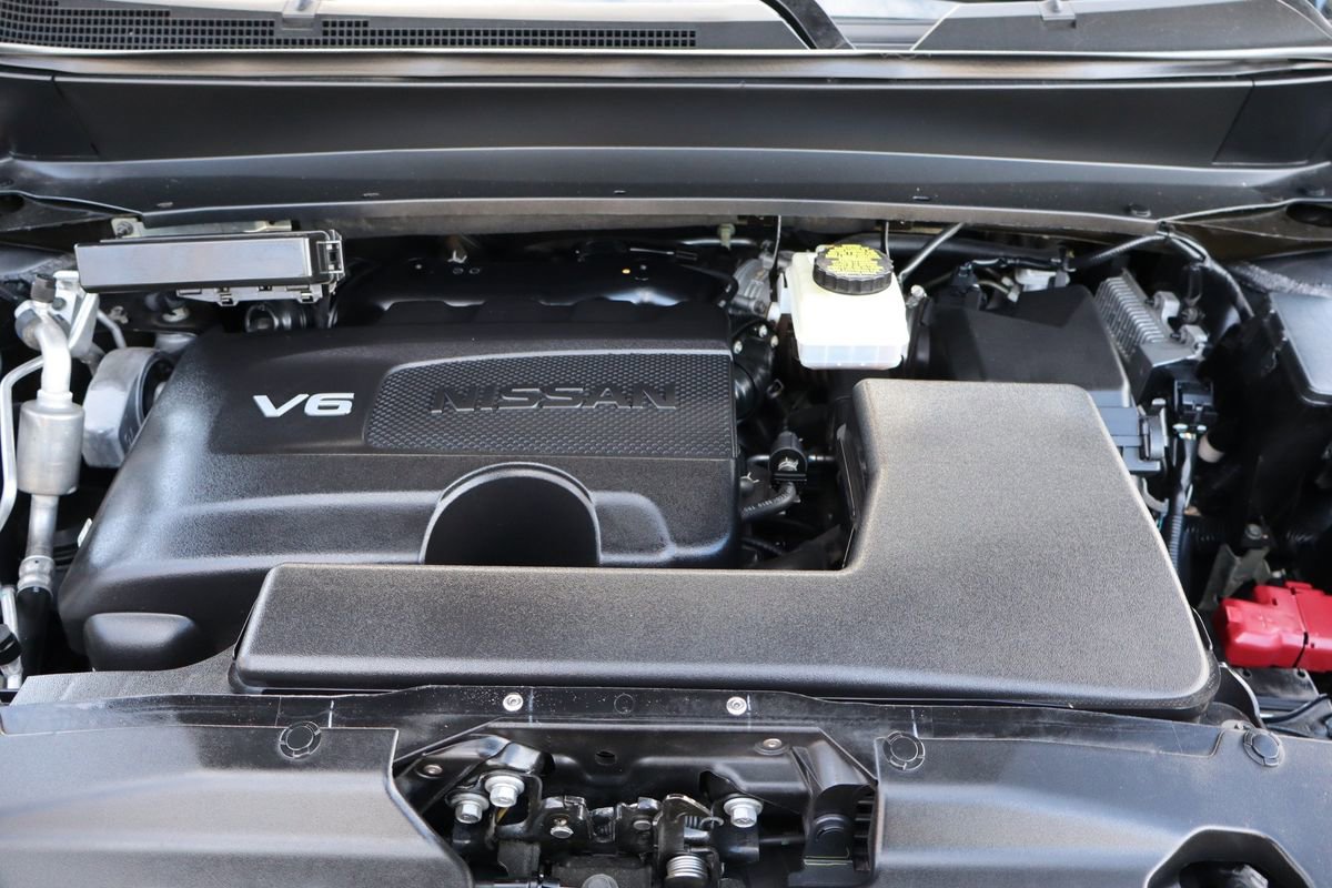 Used 2019 Nissan Pathfinder SL AWD/4WD image 41