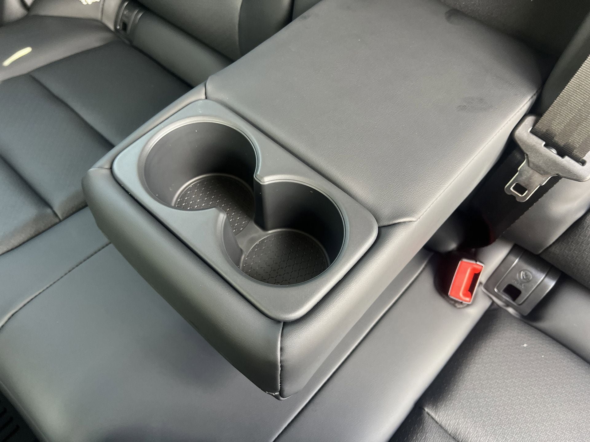 New 2026 Nissan Rogue Dark Armor FWD image 19