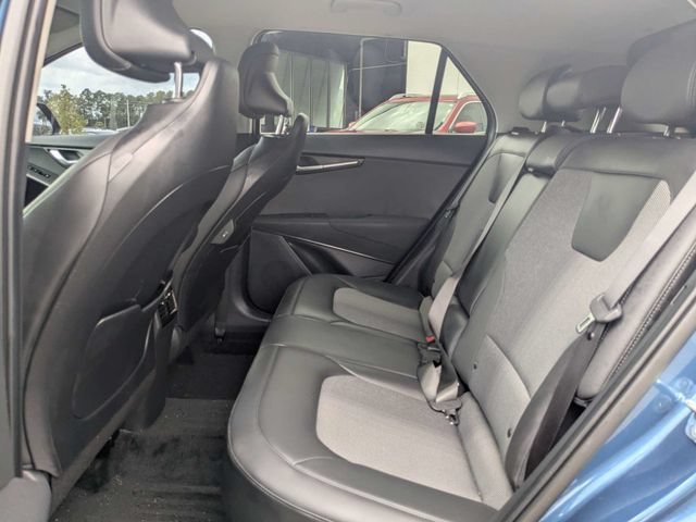 Used 2025 Kia Niro EX FWD image 13