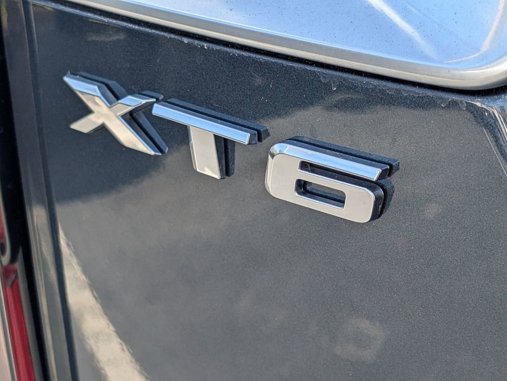 Used 2020 Cadillac XT6 Sport image 17