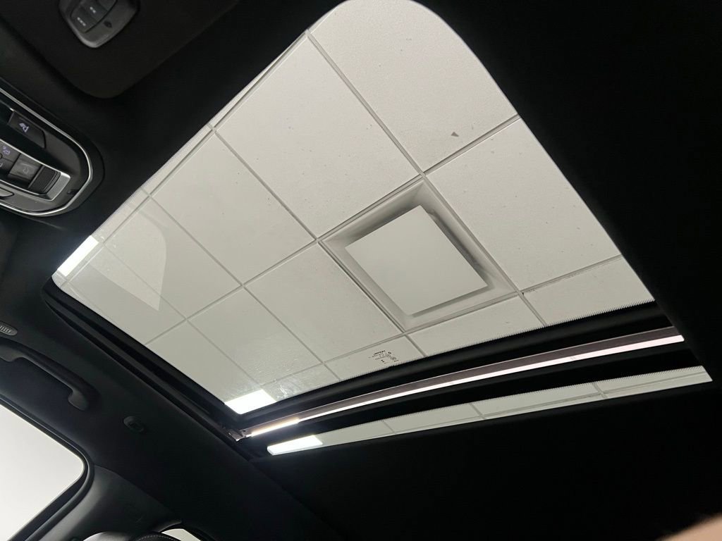 Used 2024 Jeep Wagoneer L Series II w/ Premium Group I image 49