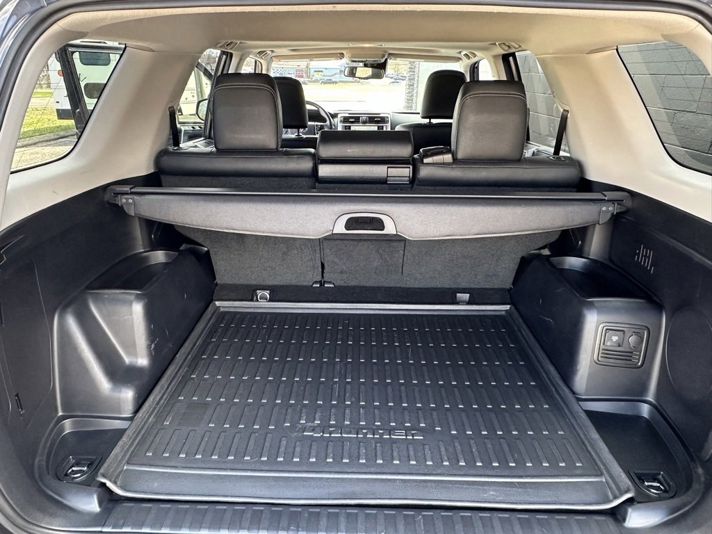 Used 2023 Toyota 4Runner Limited image 24