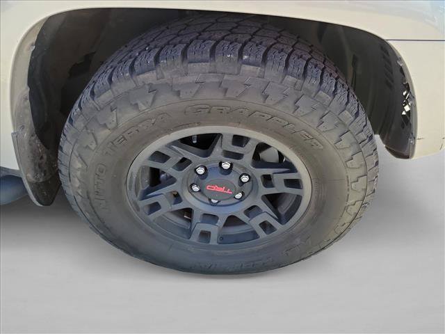 Used 2023 Toyota 4Runner SR5 Premium w/ Moonroof Package RWD image 10