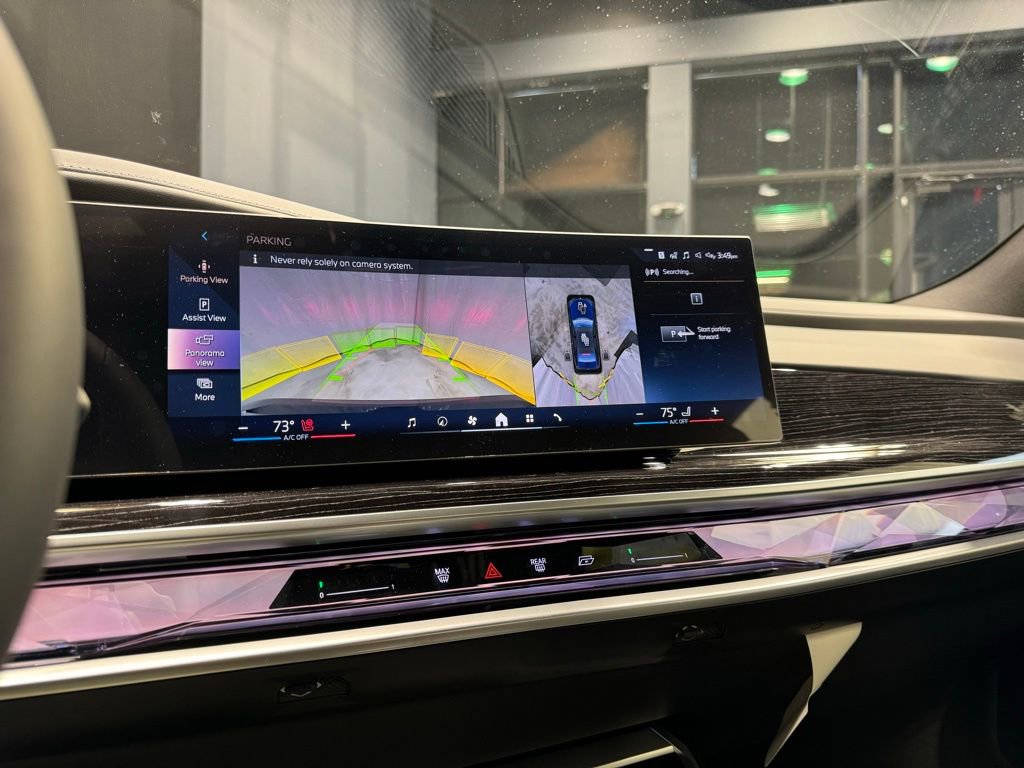 New 2026 BMW i7 xDrive60 w/ Executive Package AWD/4WD image 8