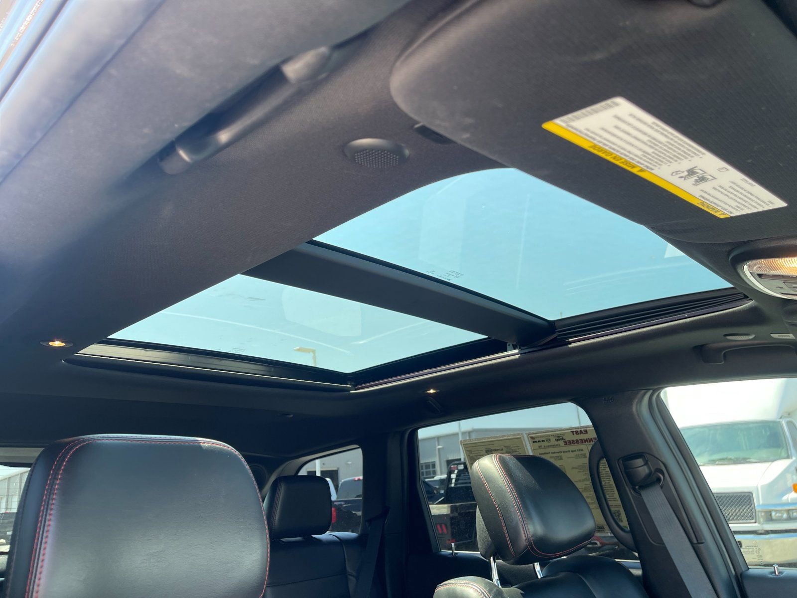 Used 2019 Jeep Grand Cherokee Trailhawk w/ Trailhawk Luxury Group image 19