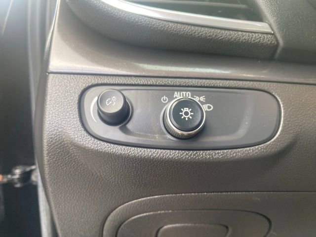 Used 2019 Buick Encore Preferred image 17