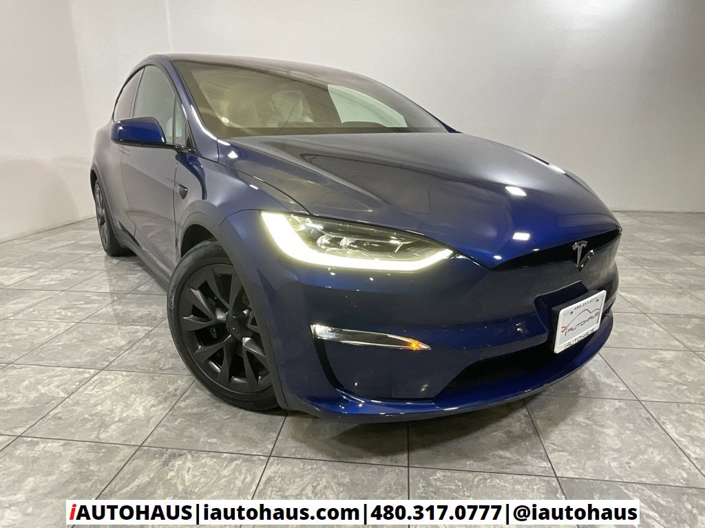 Used 2023 Tesla Model X Plaid image 11