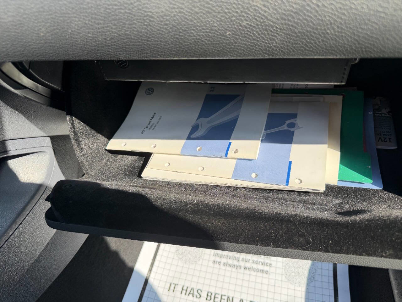 Used 2009 Volkswagen Rabbit S image 40