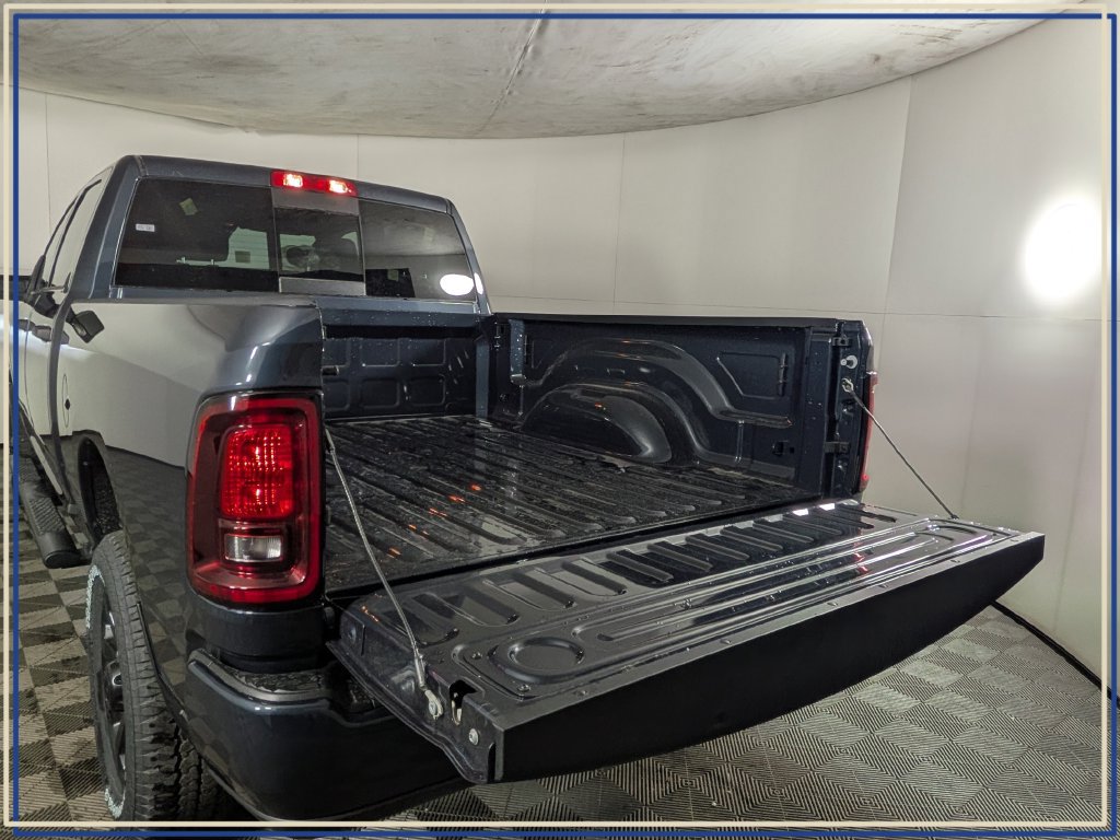 New 2026 RAM 2500 Tradesman AWD/4WD image 9