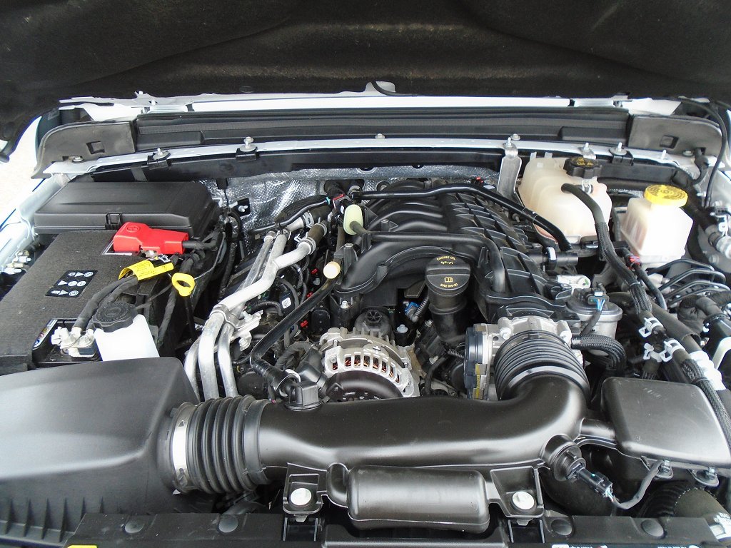 Used 2026 Jeep Gladiator Mojave AWD/4WD image 19