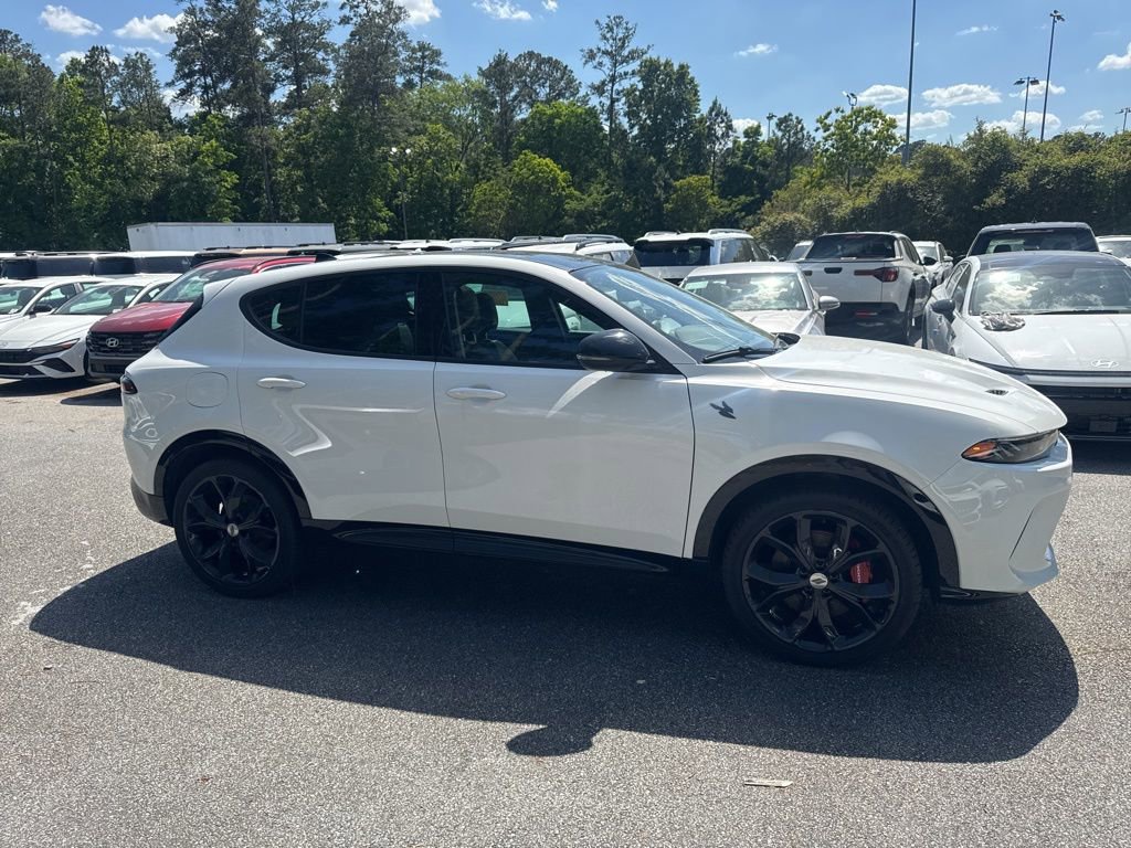 Used 2025 Dodge Hornet R/T w/ R/T Plus Package AWD/4WD image 4